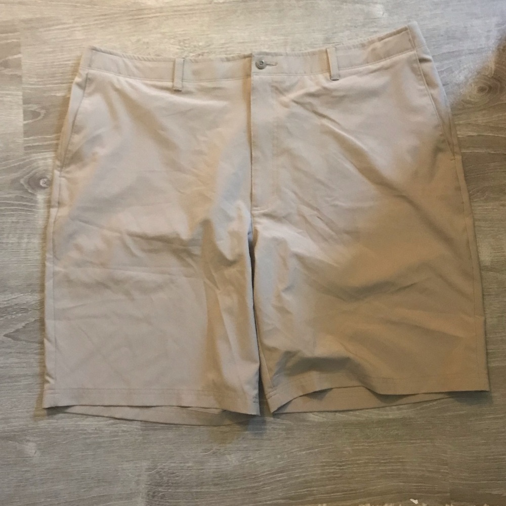 Men’s Ben Hogan Khaki Shorts